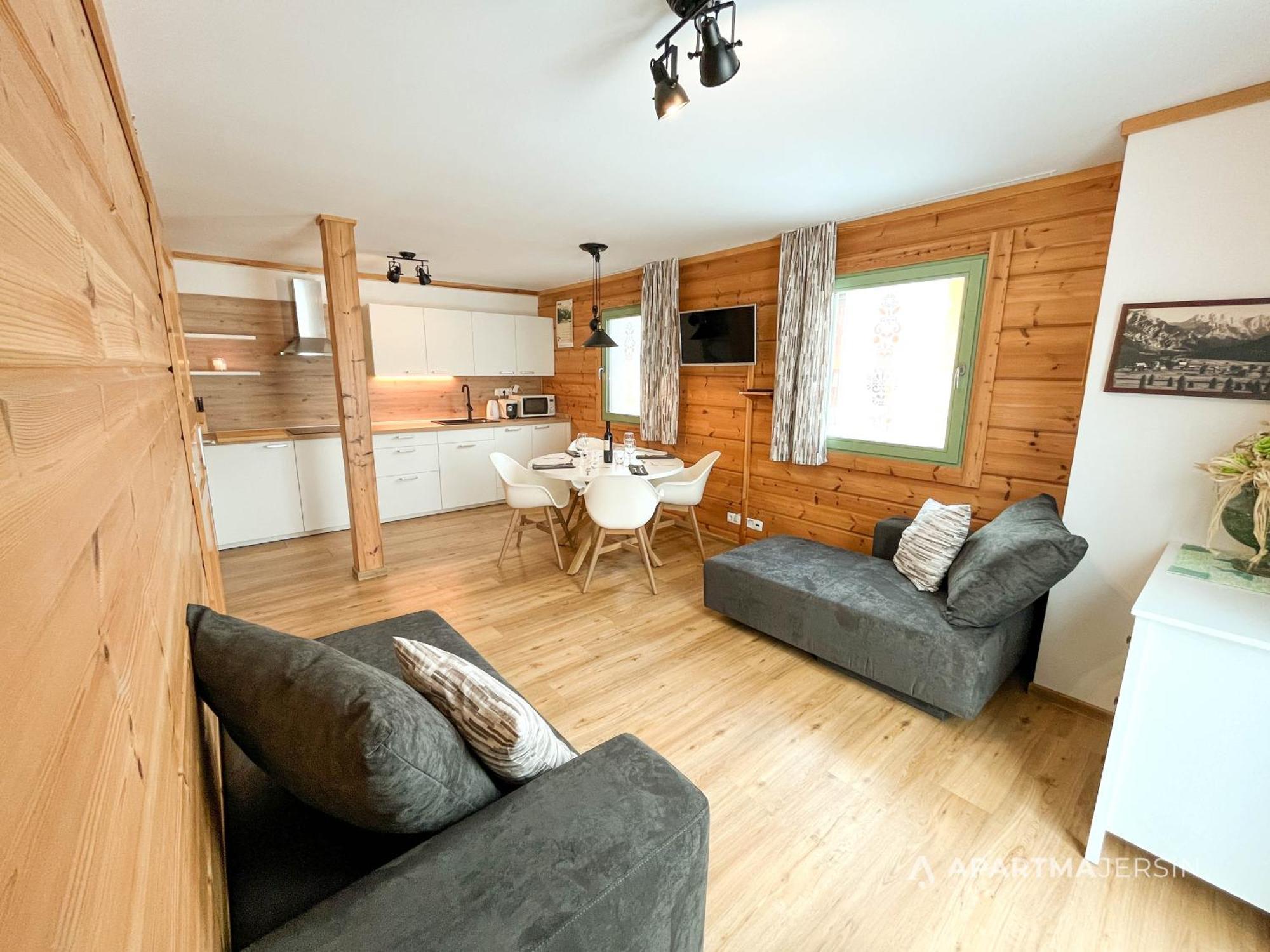 Apartment Jersin Rateče エクステリア 写真